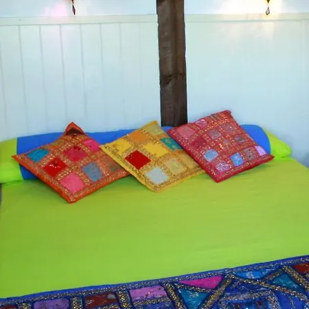 Casa Escondida * Albunuelas