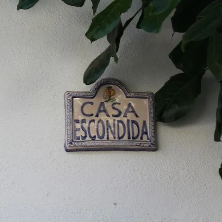 Casa Escondida Albunuelas