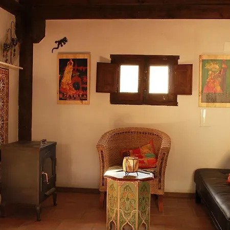 Casa Escondida Albunuelas